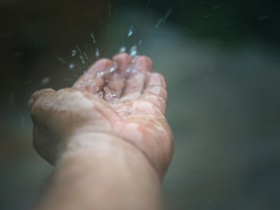 Aides à la récupération d'eau de pluie subvention blog Edenéa