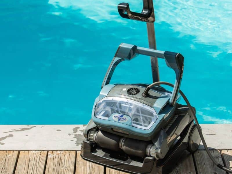 robot piscine v600A virtuoso