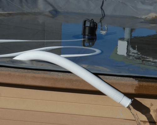 eau stagnante bâche hiver pompe vide cave (1)