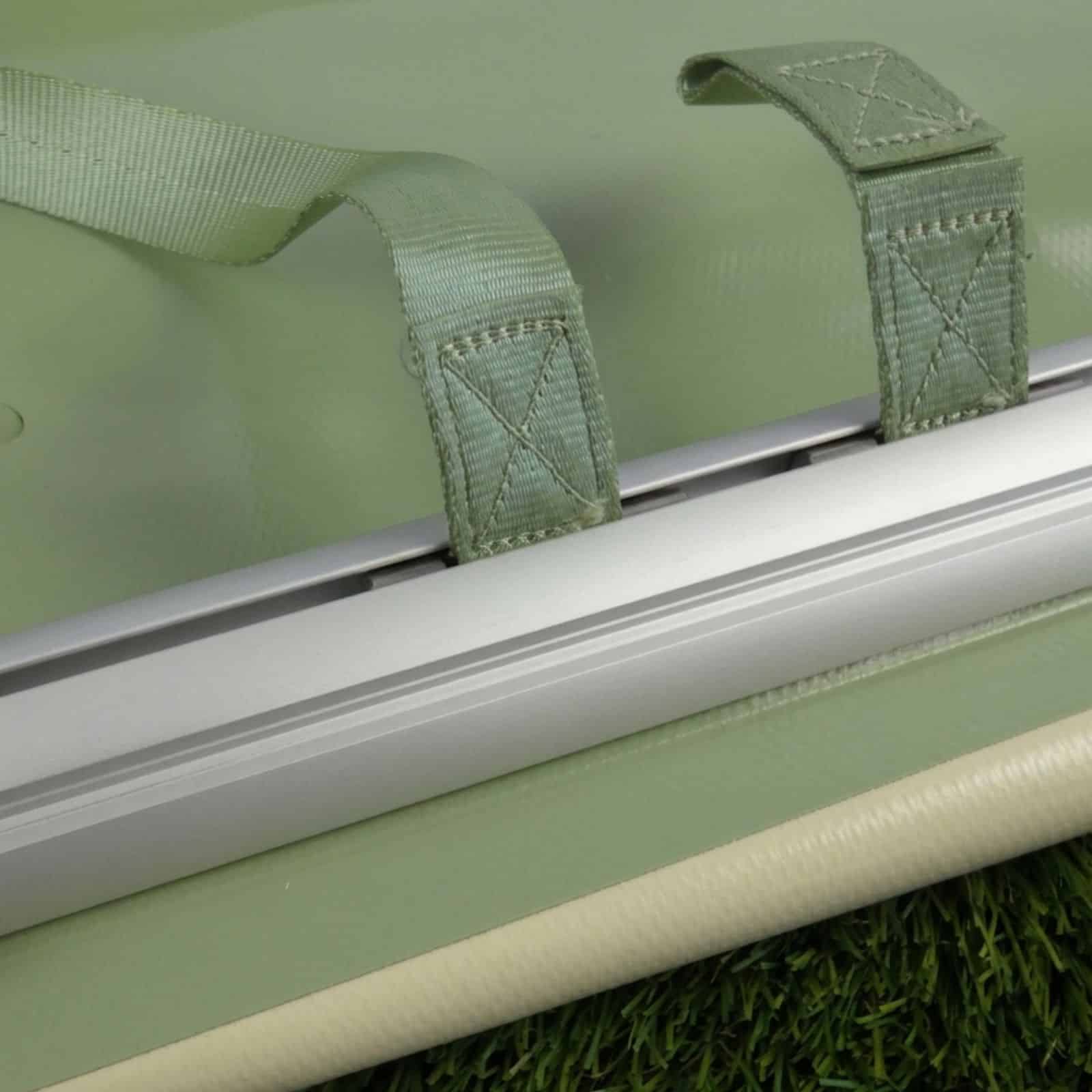 Bâche à barres prête à poser B3.2 L'Ajustable coloris vert amande